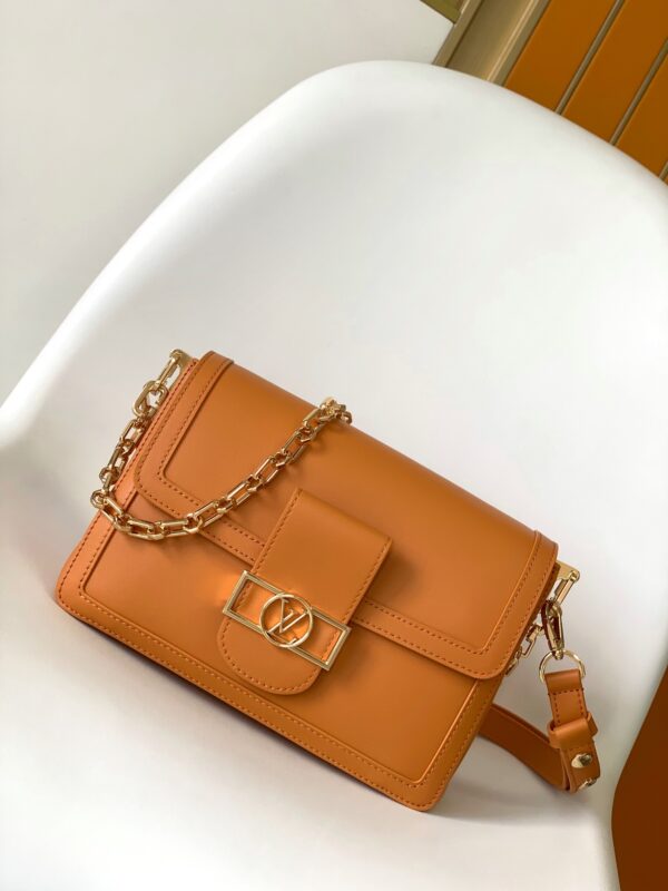 LV  Dauphine Soft MM  Orange SIZE:24 x 17 x 9 cm