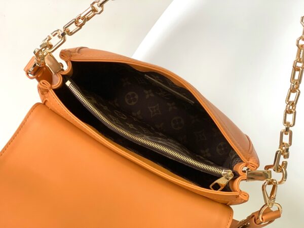 LV  Dauphine Soft MM  Orange SIZE:24 x 17 x 9 cm